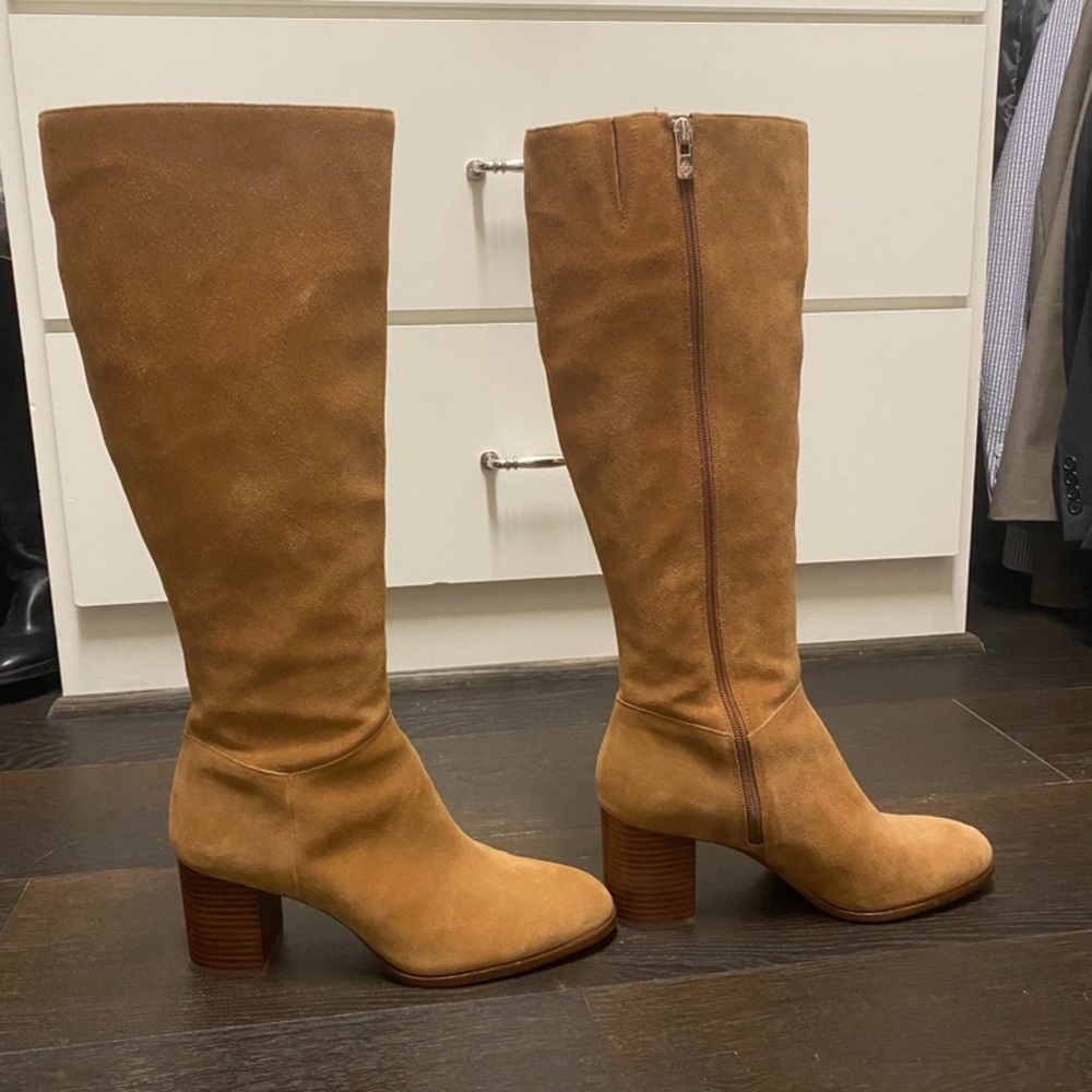 Antonio Melani Suede Boots